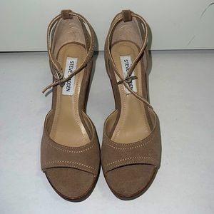 NWOT Vegan Suede Steve Madden Wedges - SAMPLE